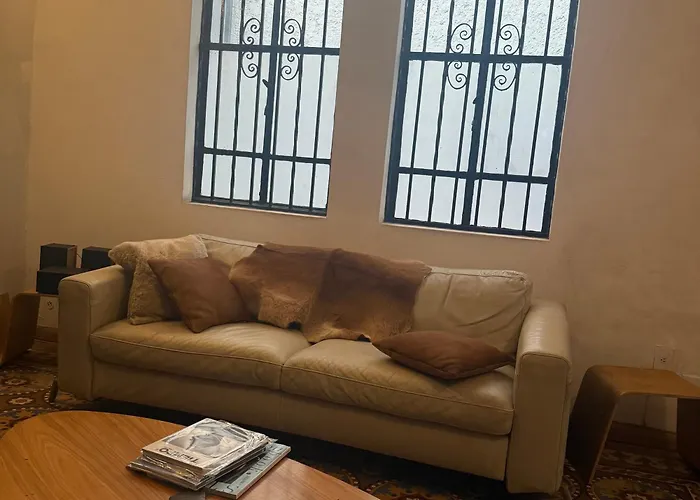 Art Deco House With Private Courtyard In La Condesa Сasa de vacaciones *