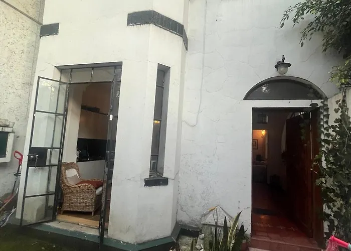 Art Deco House With Private Courtyard In La Condesa *